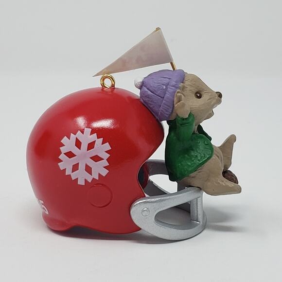 1995 Hallmark Faithful Fan Handcrafted Keepsake Holiday Christmas Ornament. - Picture 5 of 7